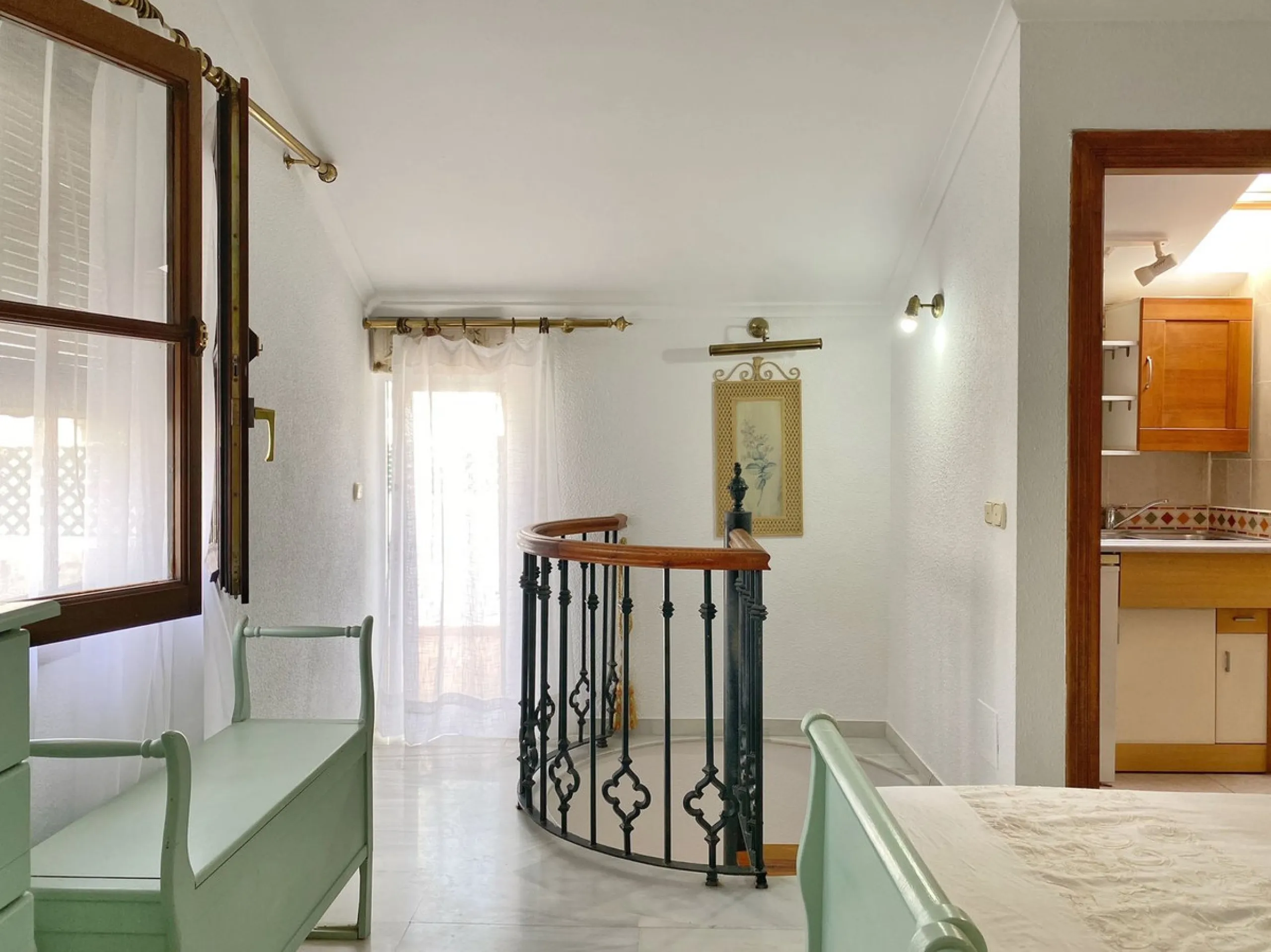 Apartment - Penthouse в продаже в Marbella, Málaga. В доме 3 спален и 2 ванных комнат. Площадь дома 91 м²
