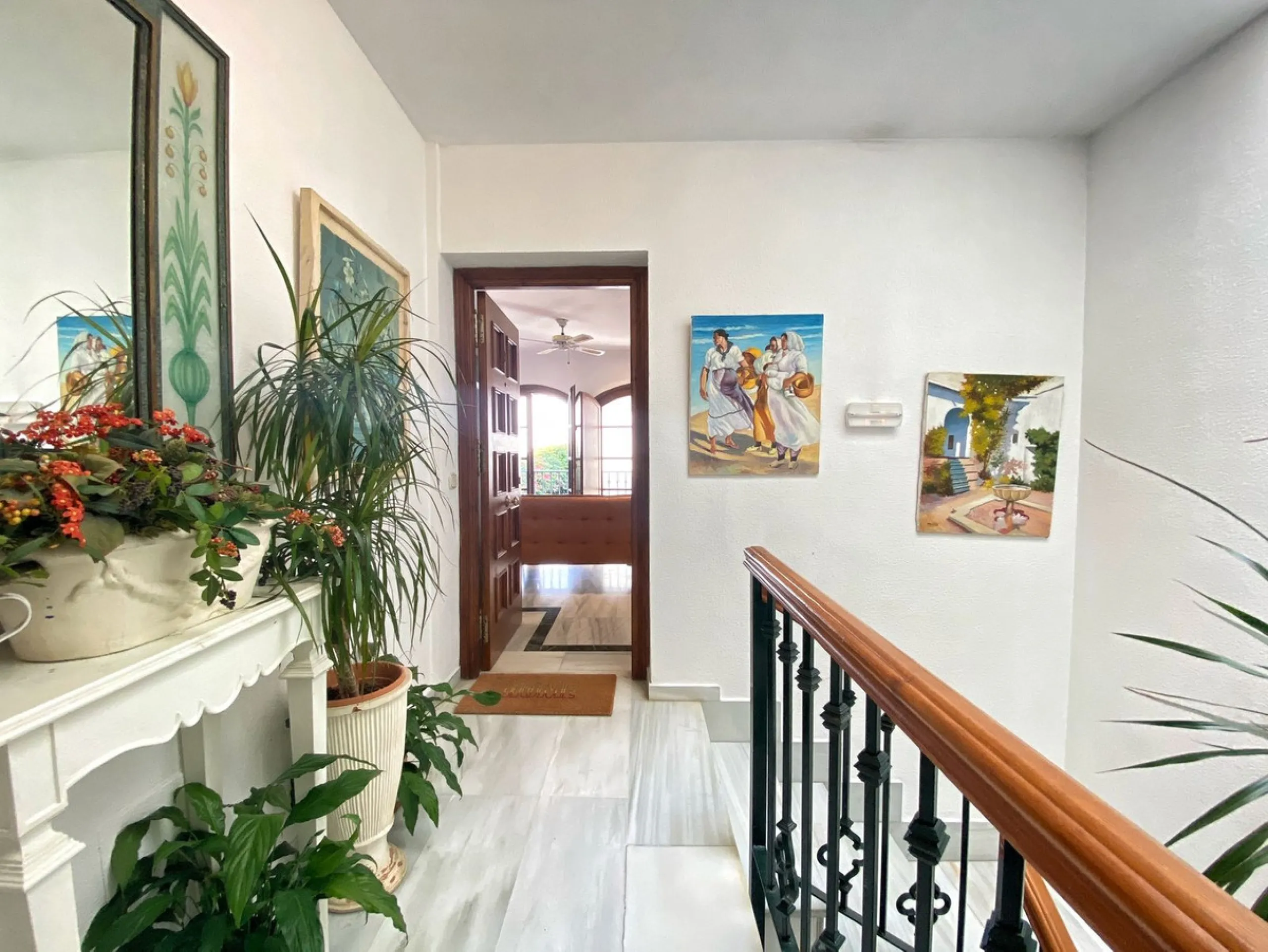 Apartment - Penthouse в продаже в Marbella, Málaga. В доме 3 спален и 2 ванных комнат. Площадь дома 91 м²