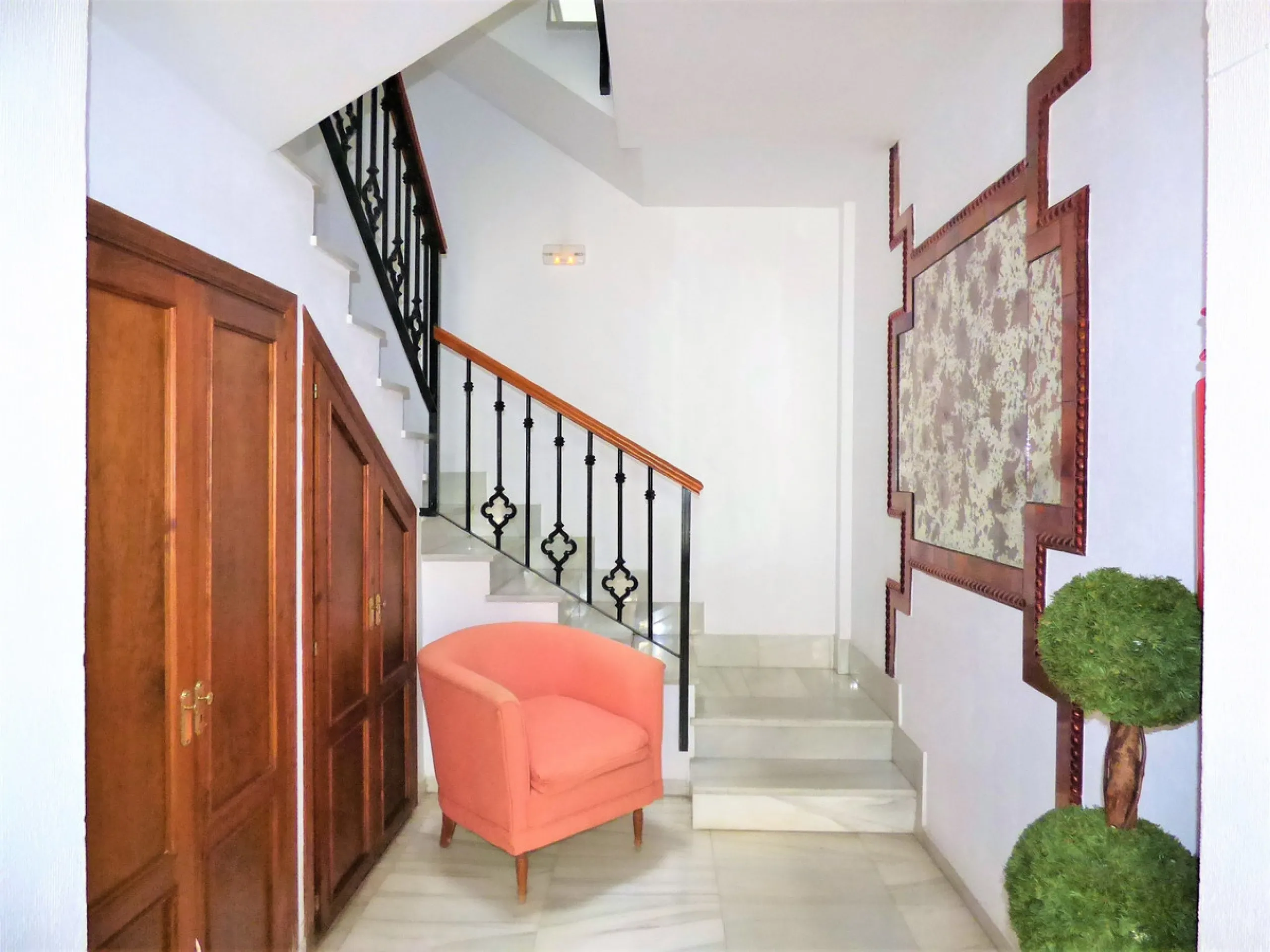 Apartment - Penthouse в продаже в Marbella, Málaga. В доме 3 спален и 2 ванных комнат. Площадь дома 91 м²