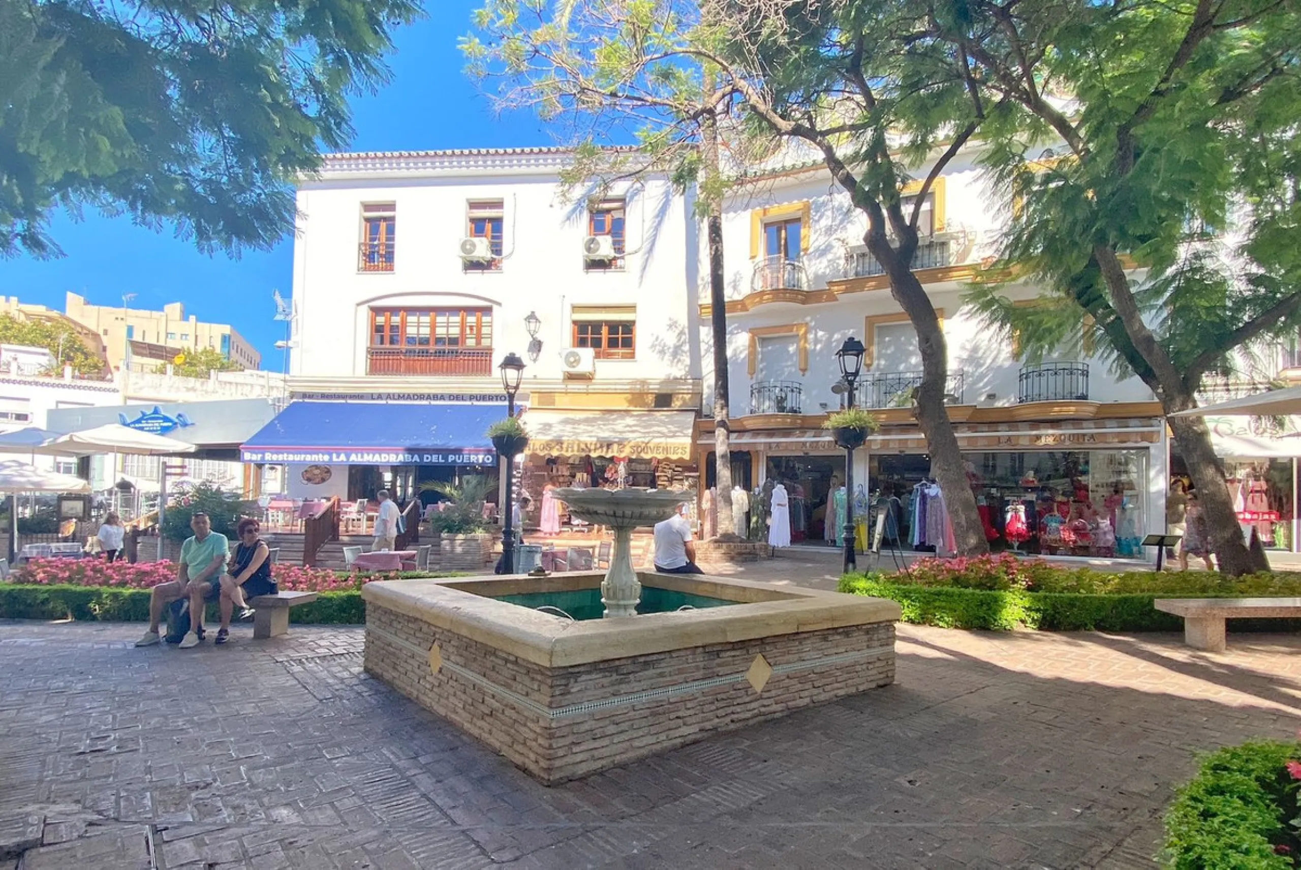 Apartment - Penthouse в продаже в Marbella, Málaga. В доме 3 спален и 2 ванных комнат. Площадь дома 91 м²