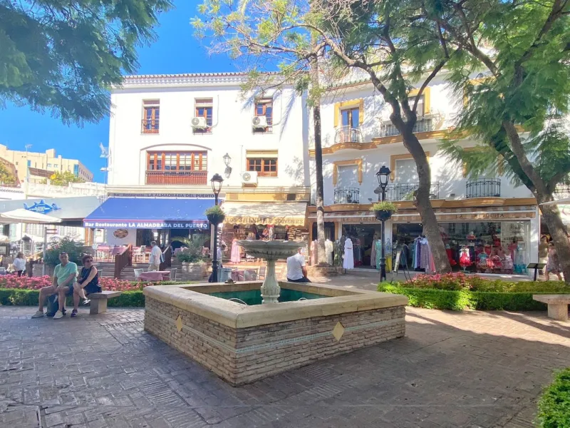 Apartment - Penthouse в продаже в Marbella, Málaga. В доме 3 спален и 2 ванных комнат. Площадь дома 91 м²