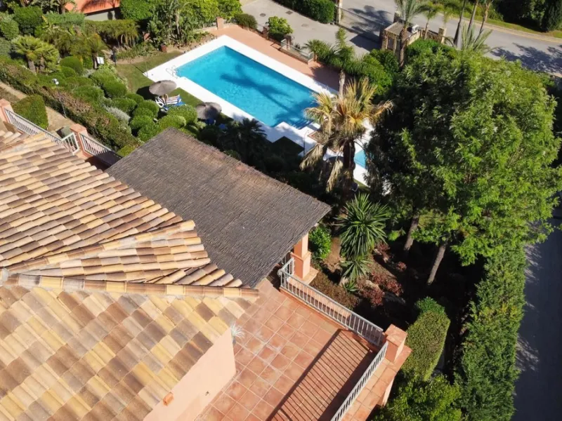 Luxury penthouse in Flamingos Resort with stunning sea and golf views, featuring an unobstructed front view thanks to its prime position within the complex.