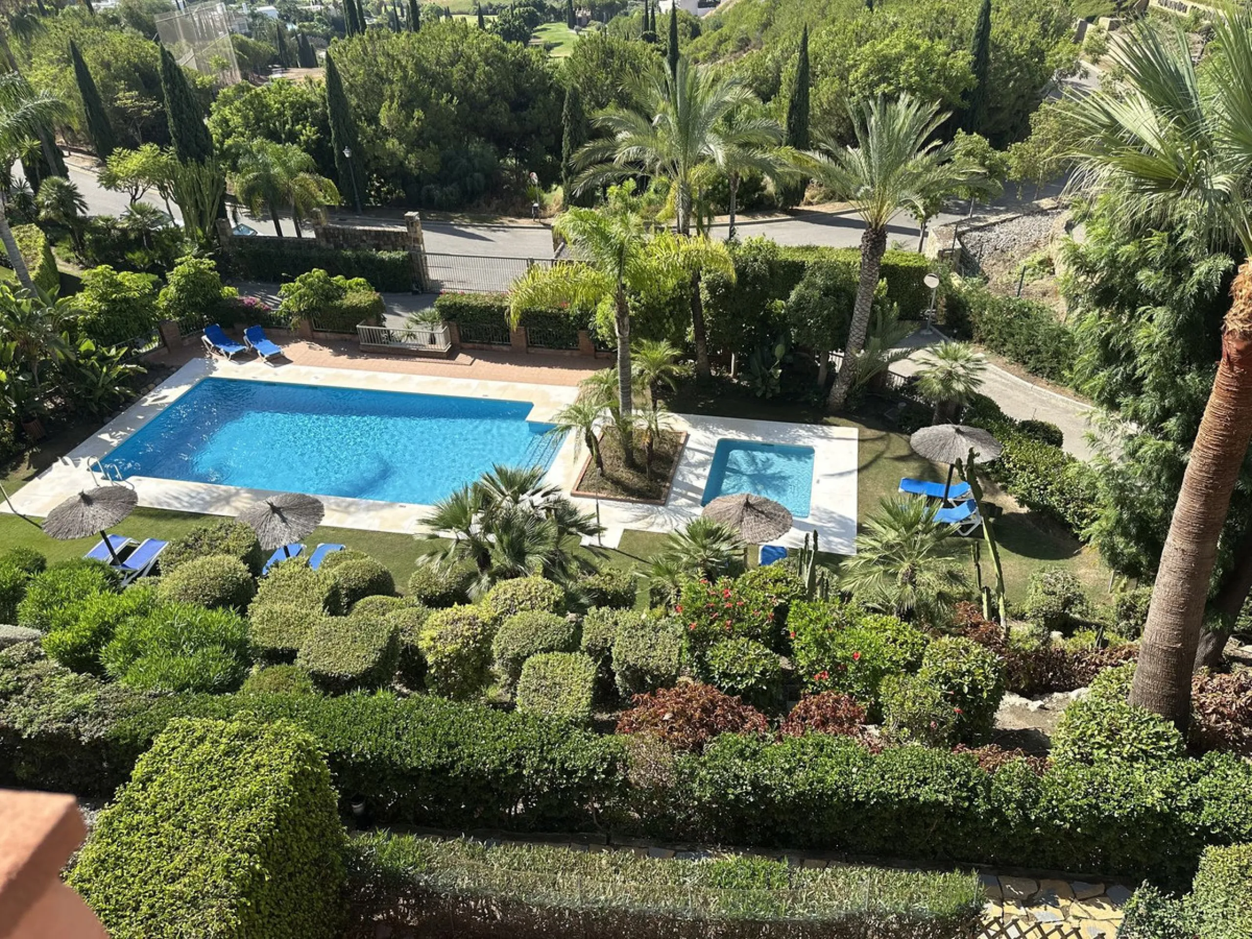 Luxury penthouse in Flamingos Resort with stunning sea and golf views, featuring an unobstructed front view thanks to its prime position within the complex.