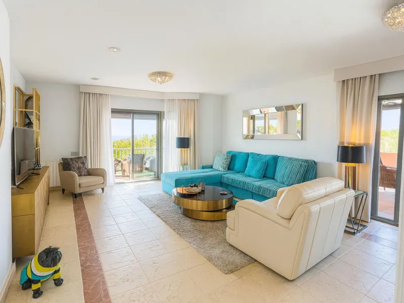 Luxury penthouse in Flamingos Resort with stunning sea and golf views, featuring an unobstructed front view thanks to its prime position within the complex.