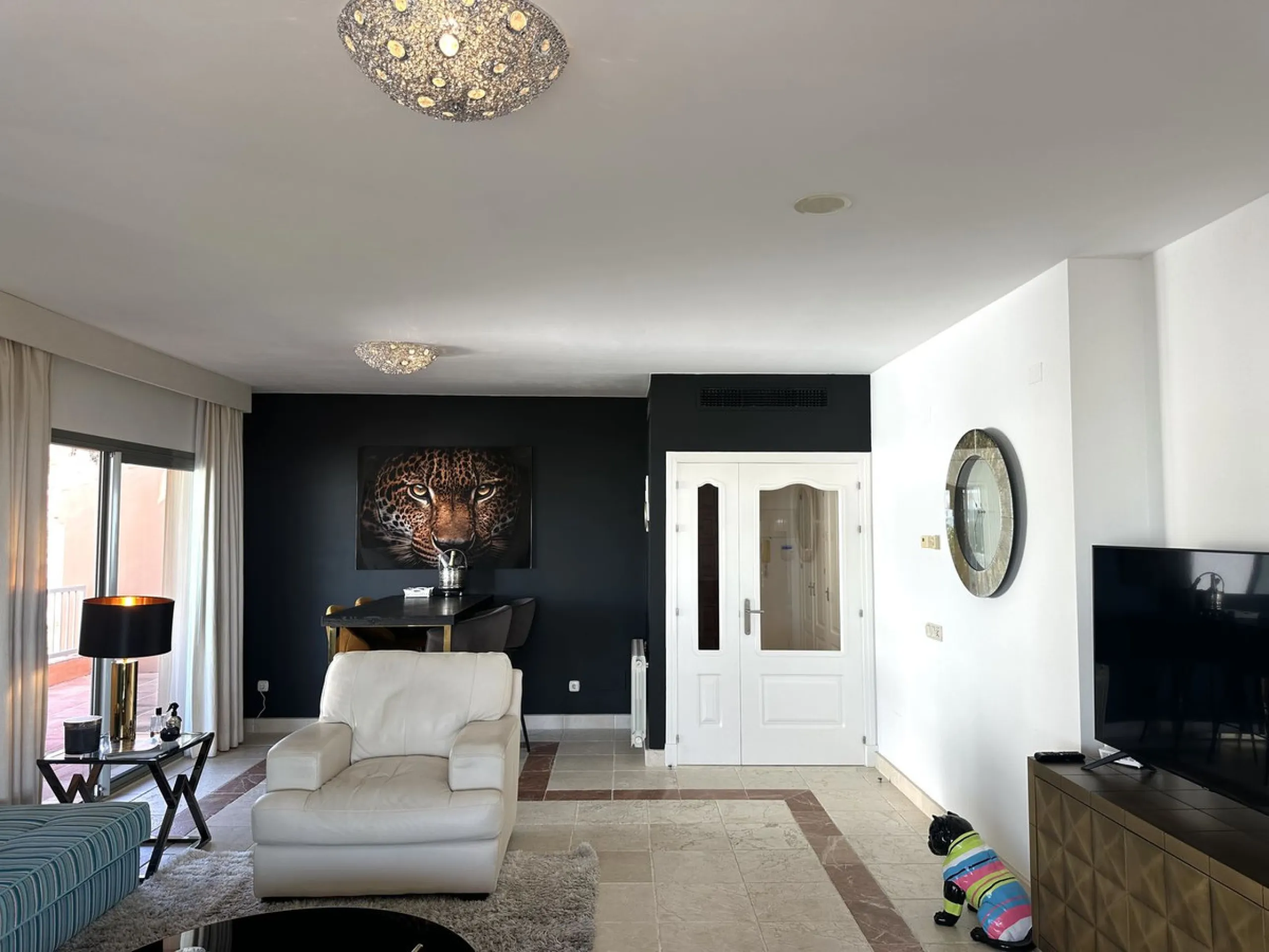 Luxury penthouse in Flamingos Resort with stunning sea and golf views, featuring an unobstructed front view thanks to its prime position within the complex.