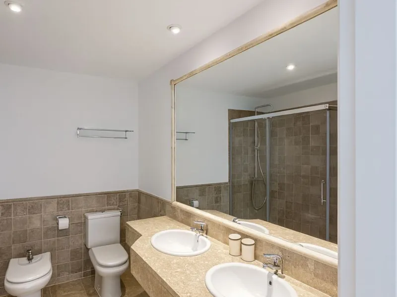 Luxury penthouse in Flamingos Resort with stunning sea and golf views, featuring an unobstructed front view thanks to its prime position within the complex.
