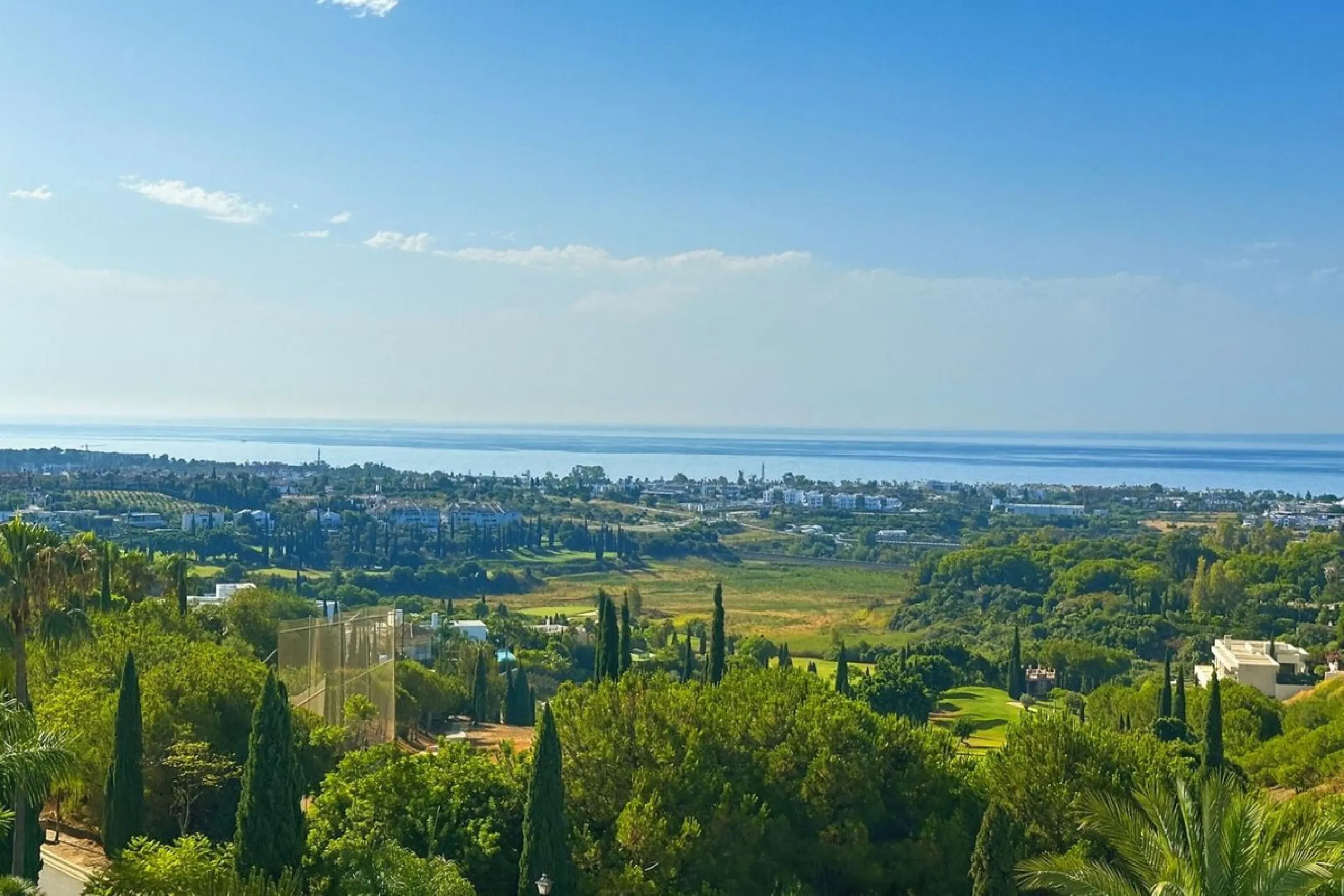 Luxury penthouse in Flamingos Resort with stunning sea and golf views, featuring an unobstructed front view thanks to its prime position within the complex.