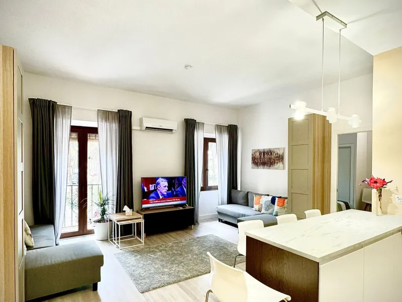 Charming Apartment with Direct Sea Access – Calahonda (Mijas)