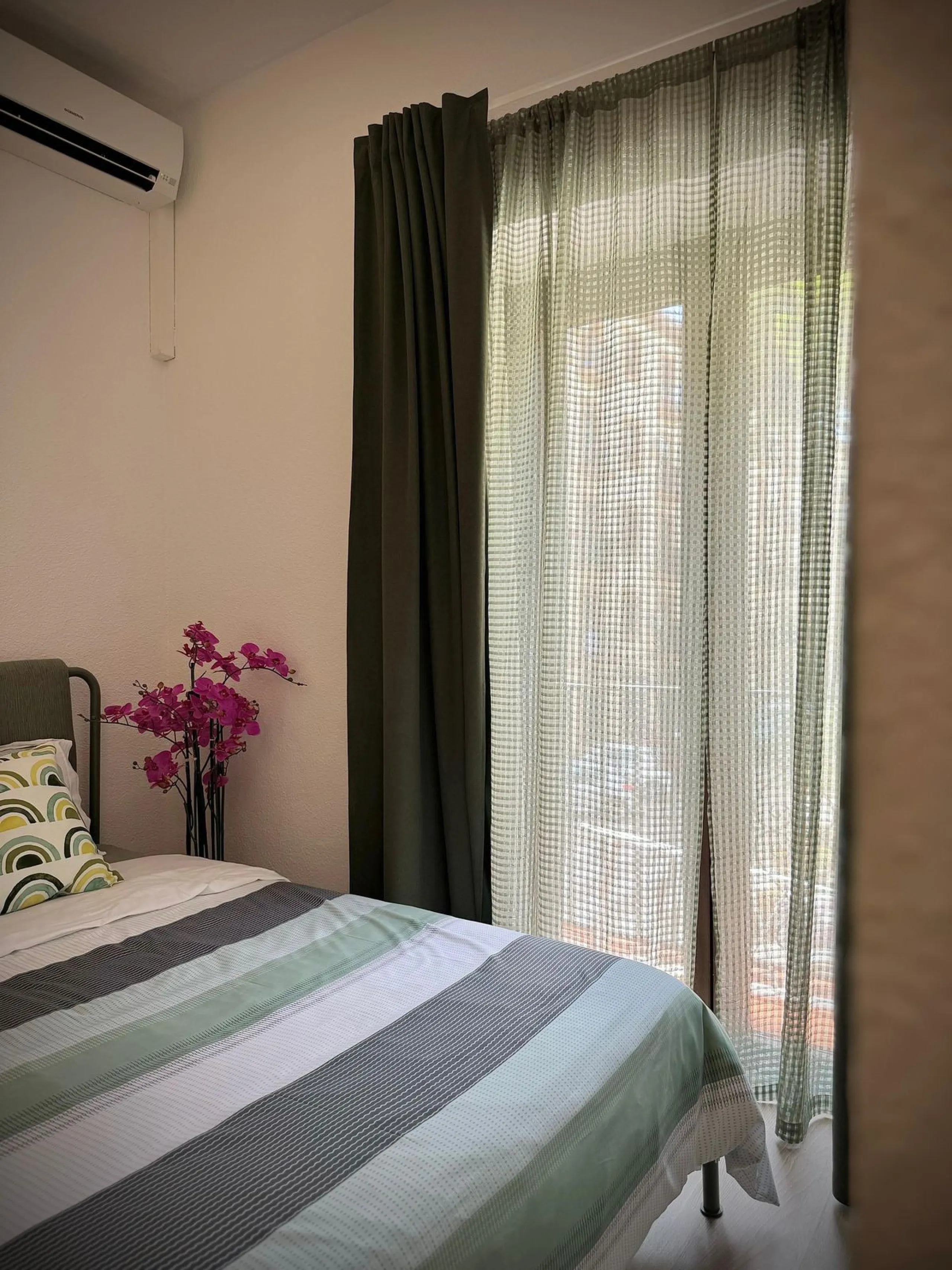 Charming Apartment with Direct Sea Access – Calahonda (Mijas)
