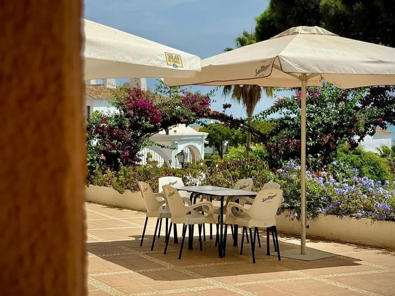 Charming Apartment with Direct Sea Access – Calahonda (Mijas)