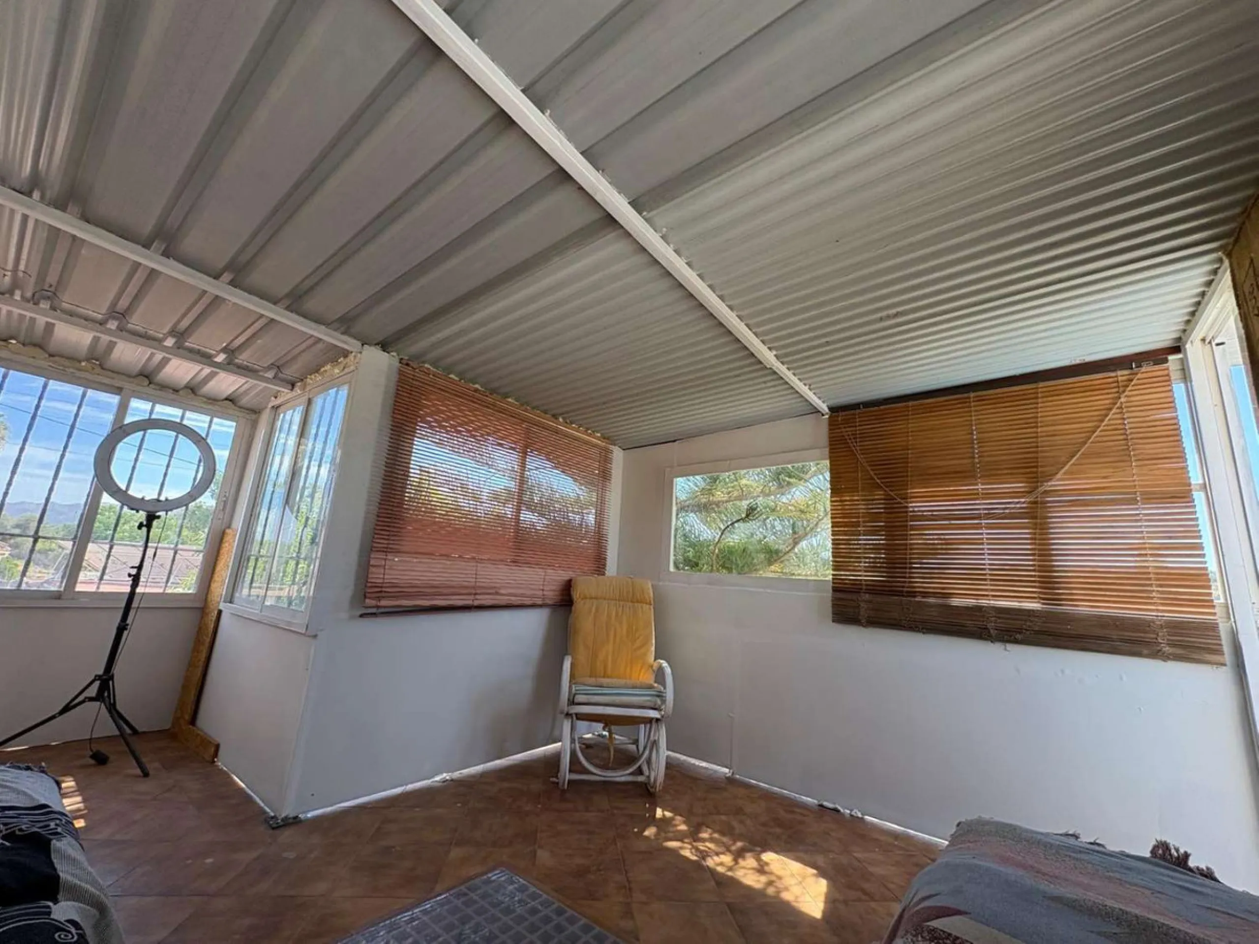 House - Detached Villa в продаже в Alhaurín el Grande, Málaga. В доме 5 спален и 4 ванных комнат. Площадь дома 300 м². Площадь участка 1100 м²