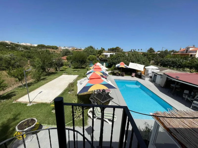 House - Detached Villa в продаже в Alhaurín el Grande, Málaga. В доме 5 спален и 4 ванных комнат. Площадь дома 300 м². Площадь участка 1100 м²