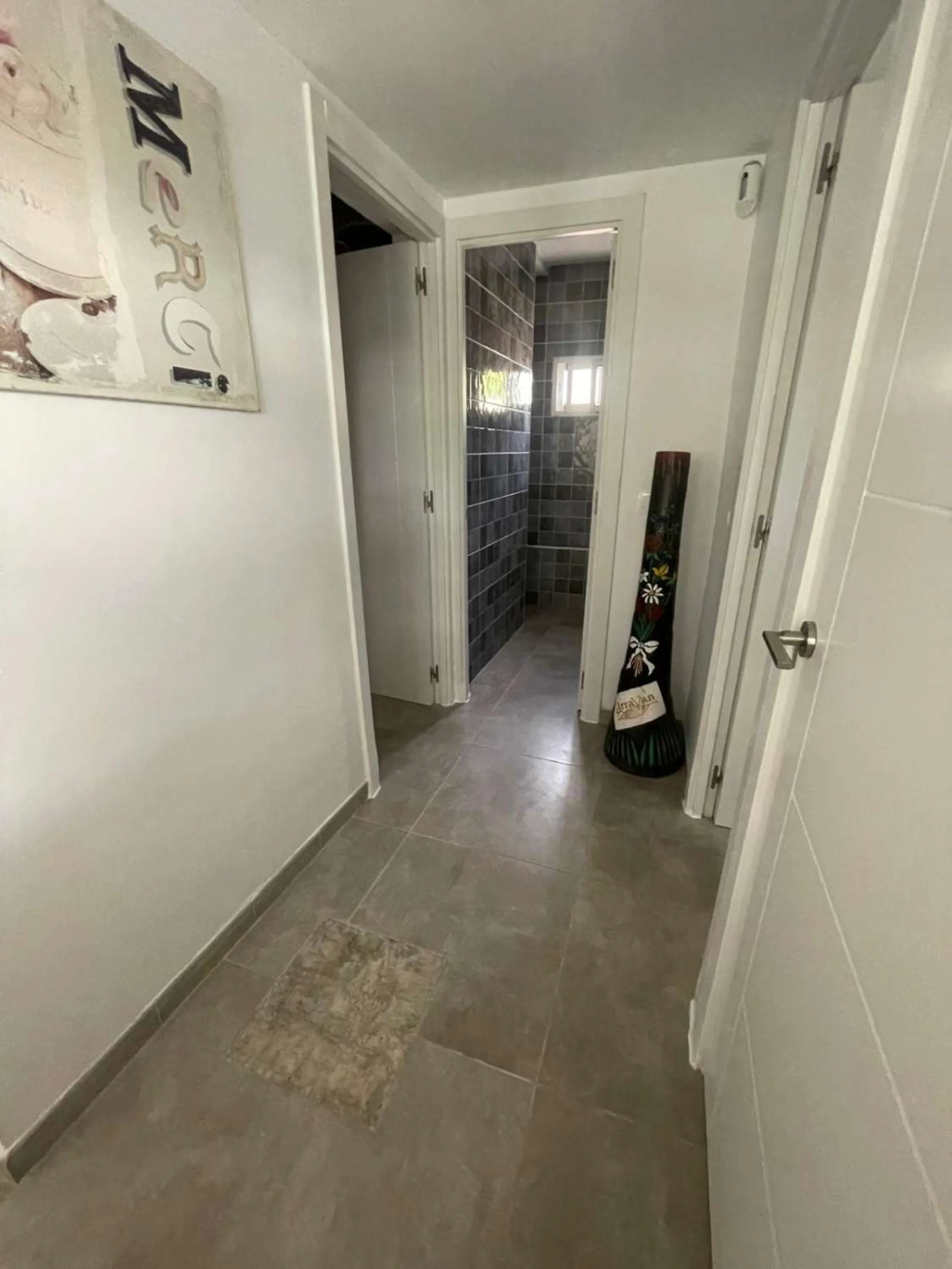 House - Detached Villa в продаже в Alhaurín el Grande, Málaga. В доме 5 спален и 4 ванных комнат. Площадь дома 300 м². Площадь участка 1100 м²