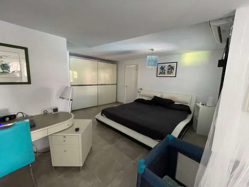 House - Detached Villa в продаже в Alhaurín el Grande, Málaga. В доме 5 спален и 4 ванных комнат. Площадь дома 300 м². Площадь участка 1100 м²