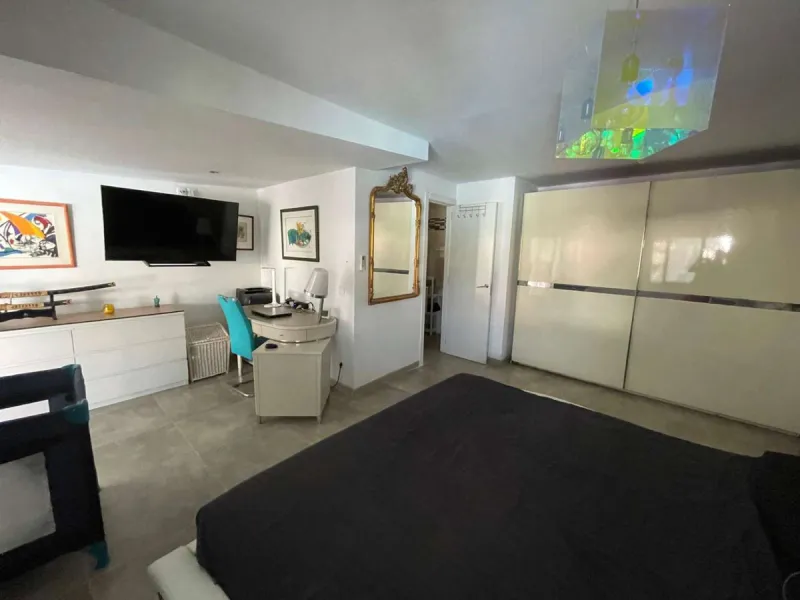 House - Detached Villa в продаже в Alhaurín el Grande, Málaga. В доме 5 спален и 4 ванных комнат. Площадь дома 300 м². Площадь участка 1100 м²