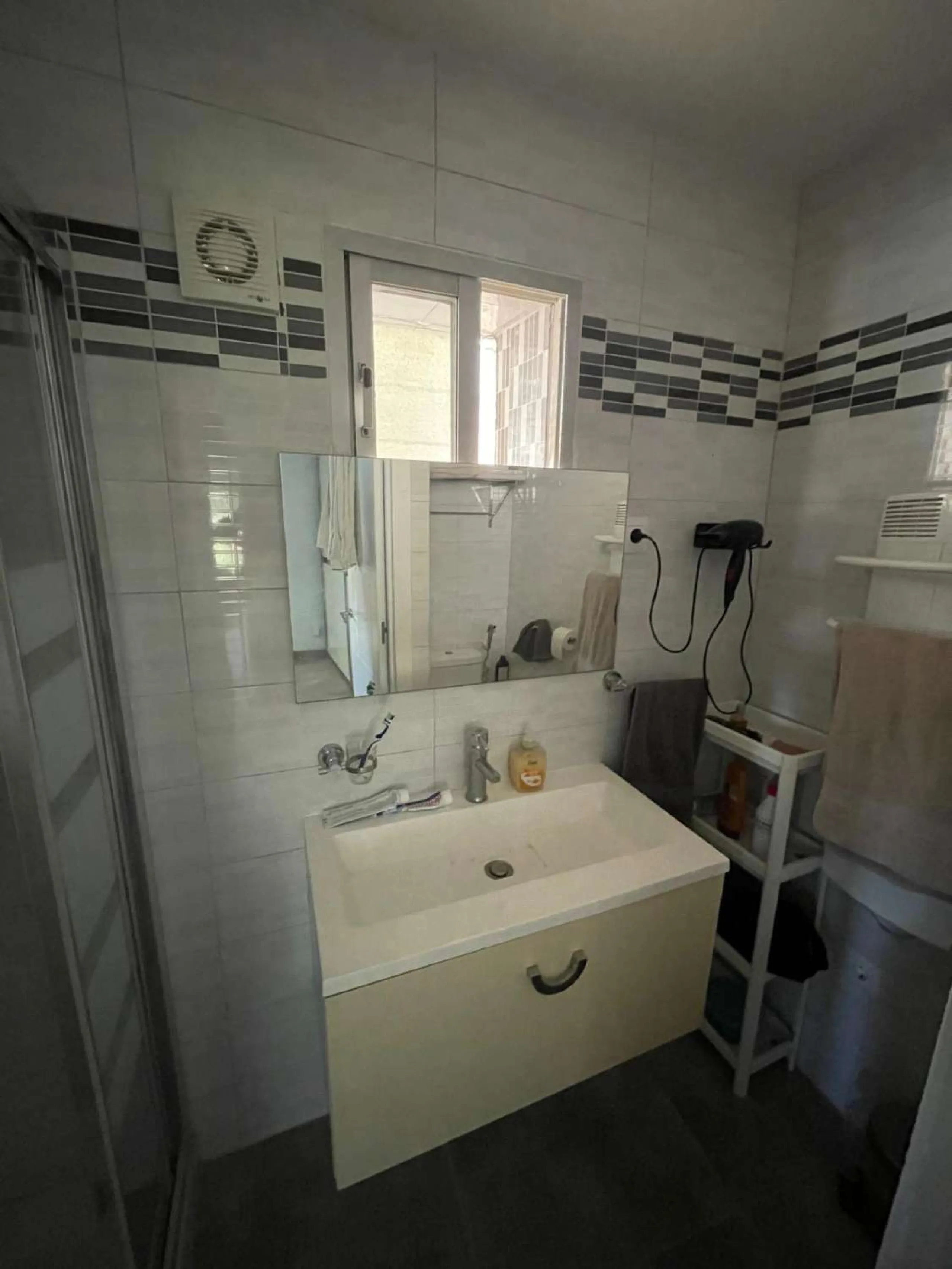 House - Detached Villa в продаже в Alhaurín el Grande, Málaga. В доме 5 спален и 4 ванных комнат. Площадь дома 300 м². Площадь участка 1100 м²