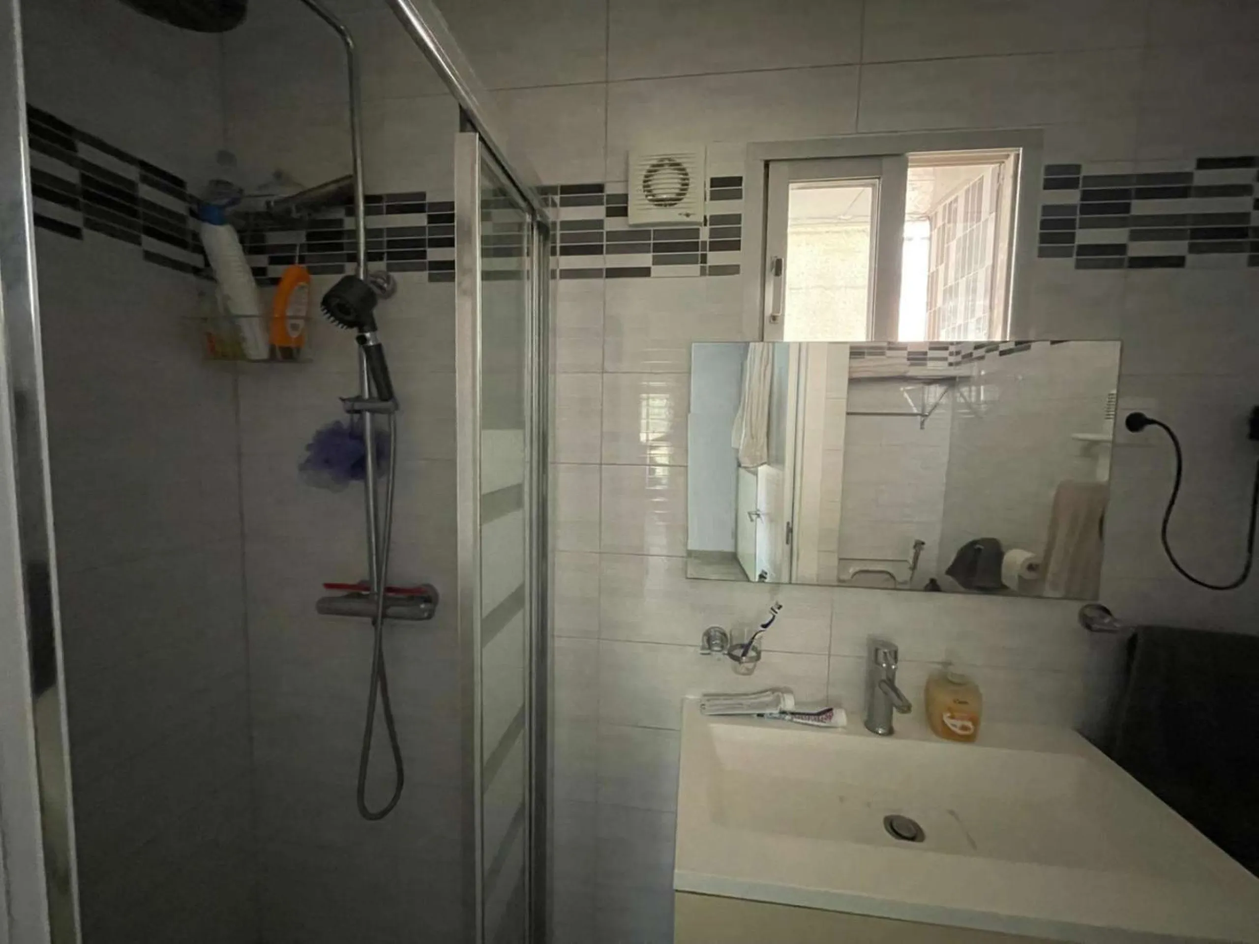 House - Detached Villa в продаже в Alhaurín el Grande, Málaga. В доме 5 спален и 4 ванных комнат. Площадь дома 300 м². Площадь участка 1100 м²