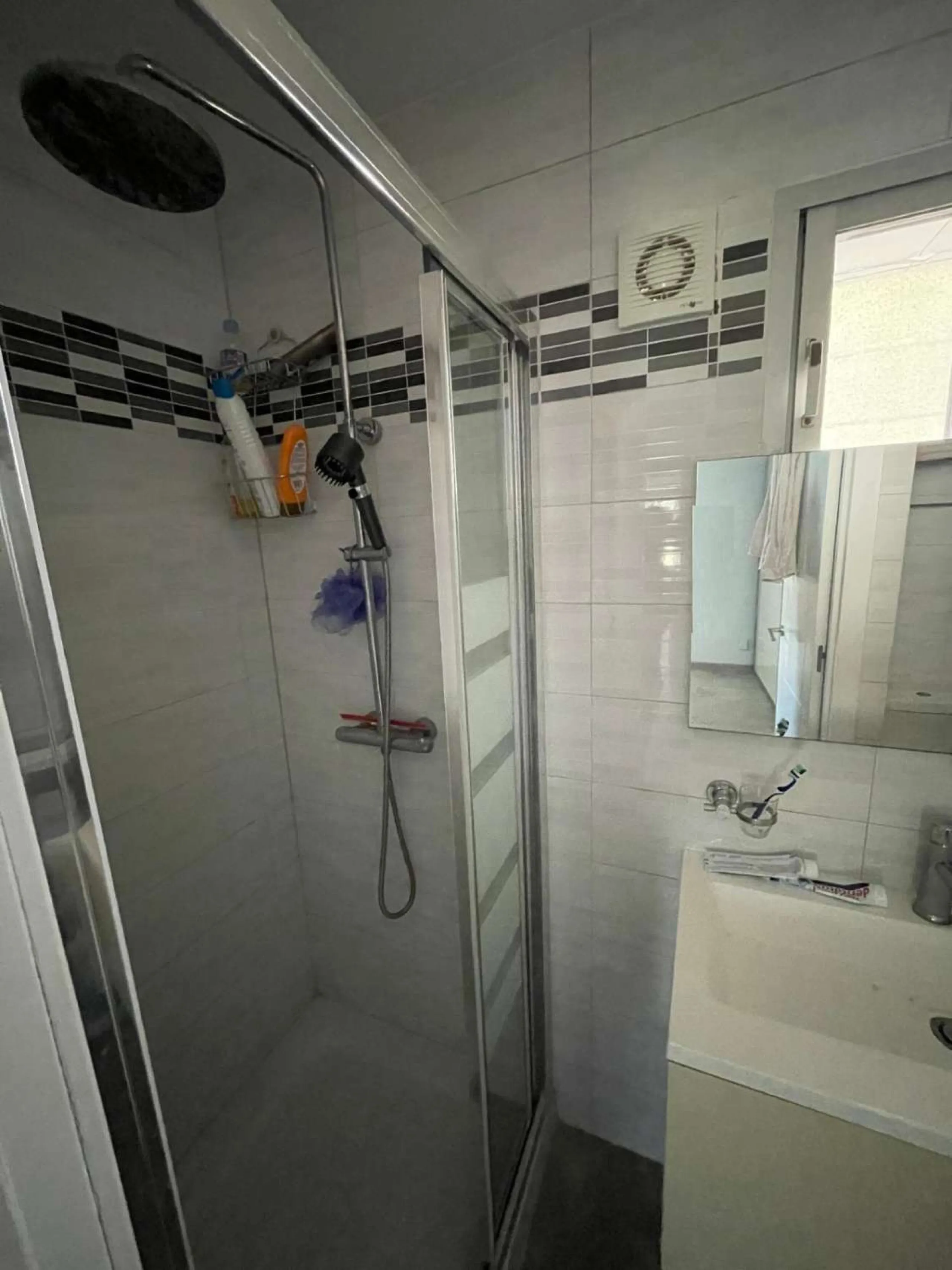 House - Detached Villa в продаже в Alhaurín el Grande, Málaga. В доме 5 спален и 4 ванных комнат. Площадь дома 300 м². Площадь участка 1100 м²
