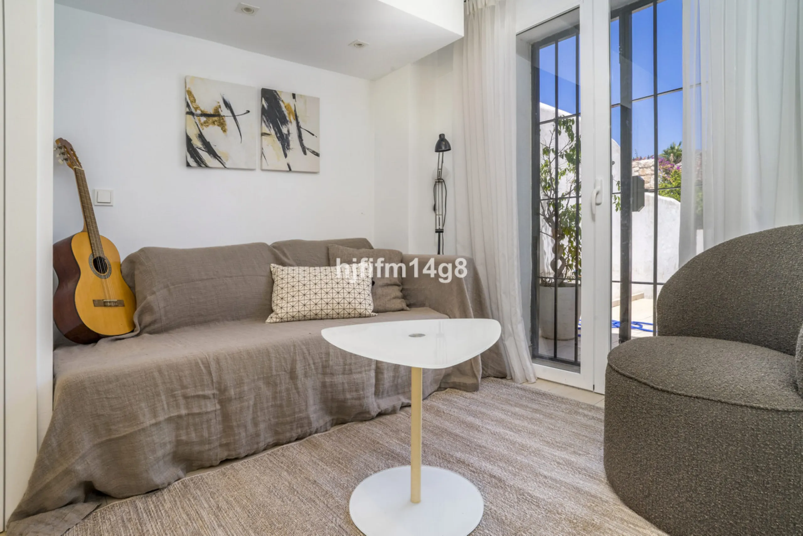 Nestled in the heart of the sought-after El Naranjal urbanisation, this delightful townhouse blends traditional Andalusian character with modern comfort. Located within a secure gated community renowned for its cobbled streets, picturesque patios, and vib