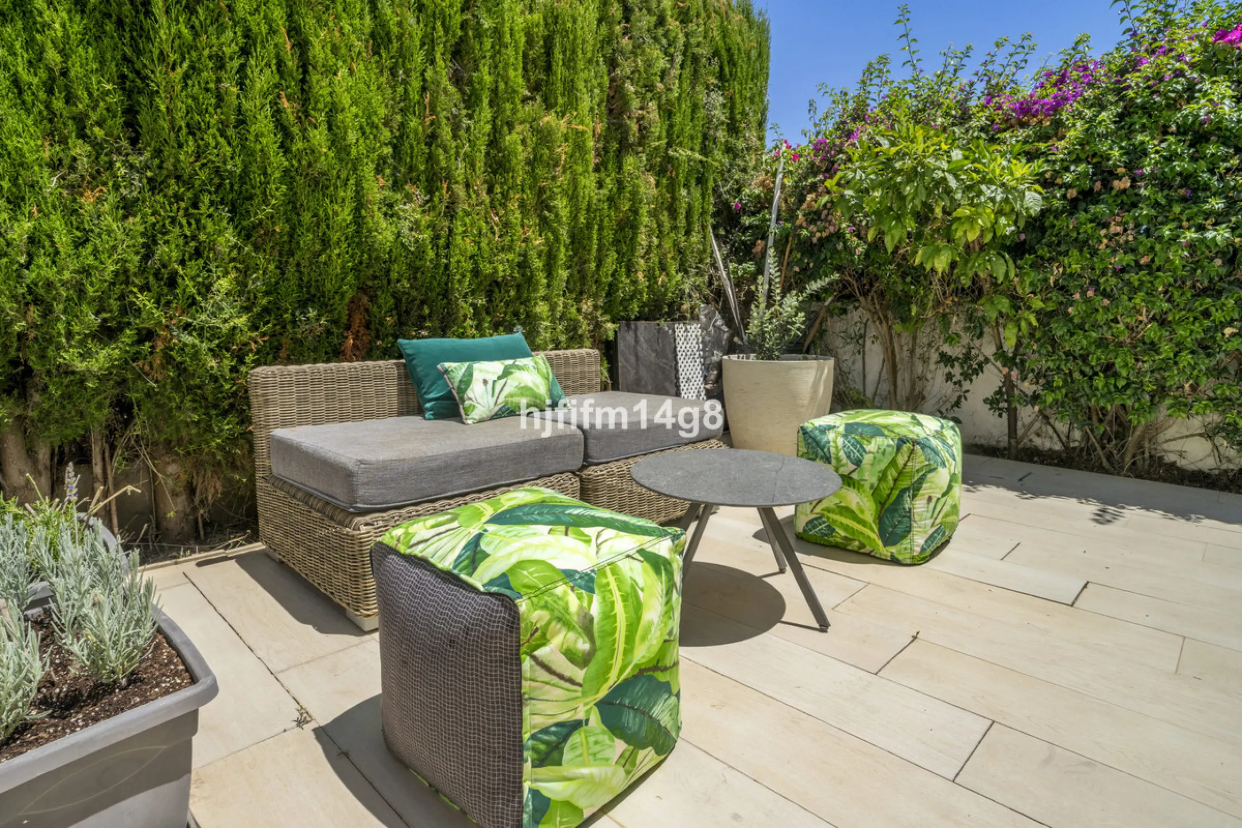 Nestled in the heart of the sought-after El Naranjal urbanisation, this delightful townhouse blends traditional Andalusian character with modern comfort. Located within a secure gated community renowned for its cobbled streets, picturesque patios, and vib