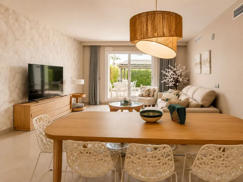 Ground Floor Apartment with Private Garden in Cortijo del Mar – El Paraíso, Estepona