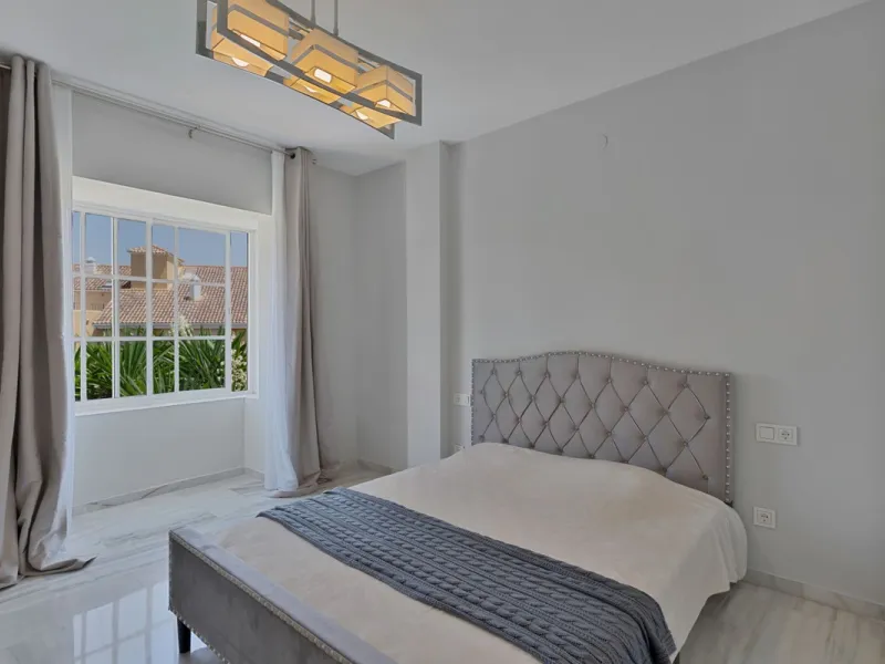 3-Bedroom Penthouse in Bel-Air, Estepona – Totally Refurbished!