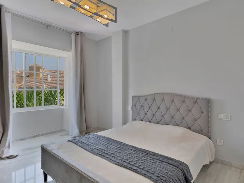 3-Bedroom Penthouse in Bel-Air, Estepona – Totally Refurbished!