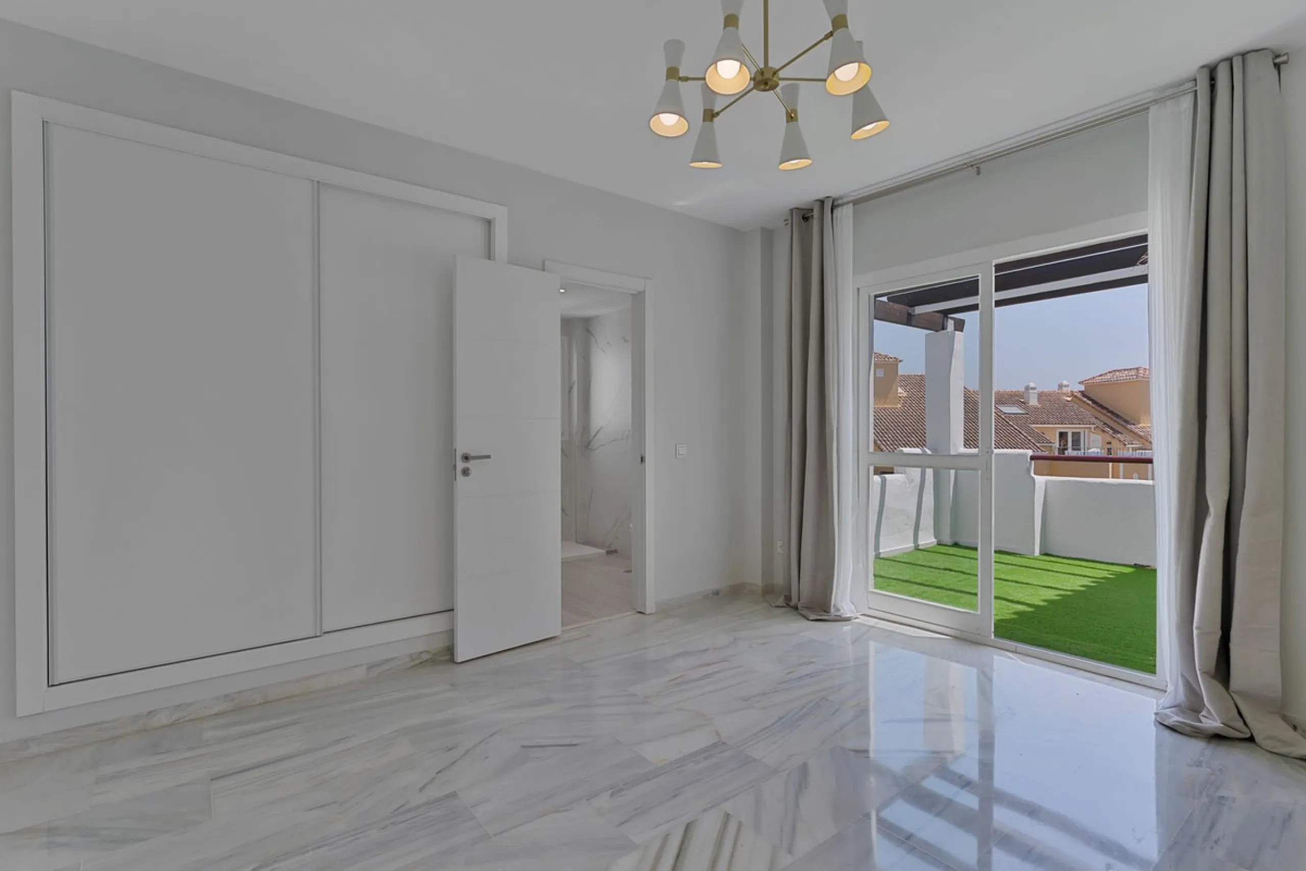3-Bedroom Penthouse in Bel-Air, Estepona – Totally Refurbished!