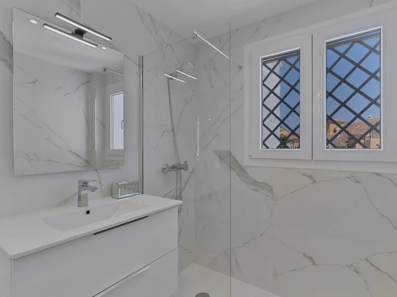 3-Bedroom Penthouse in Bel-Air, Estepona – Totally Refurbished!