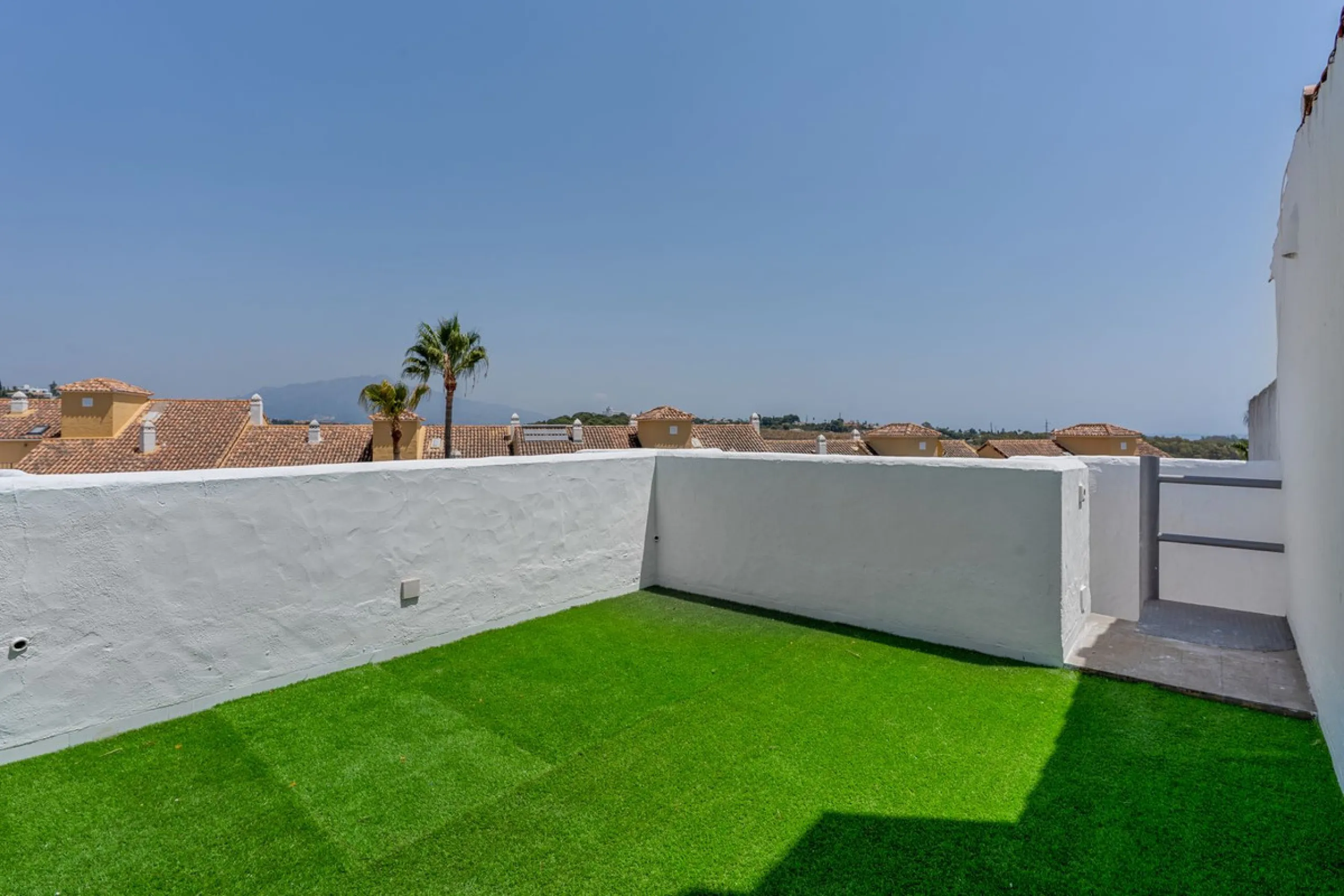 3-Bedroom Penthouse in Bel-Air, Estepona – Totally Refurbished!