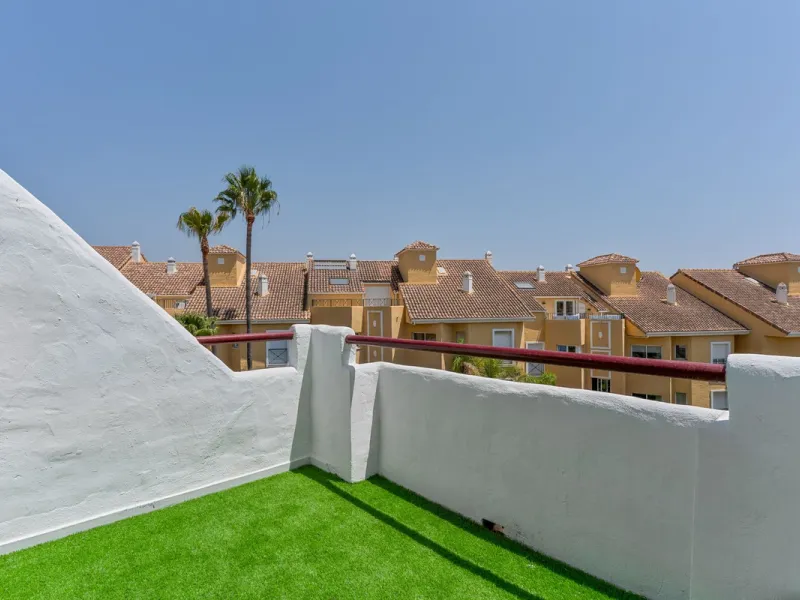 3-Bedroom Penthouse in Bel-Air, Estepona – Totally Refurbished!