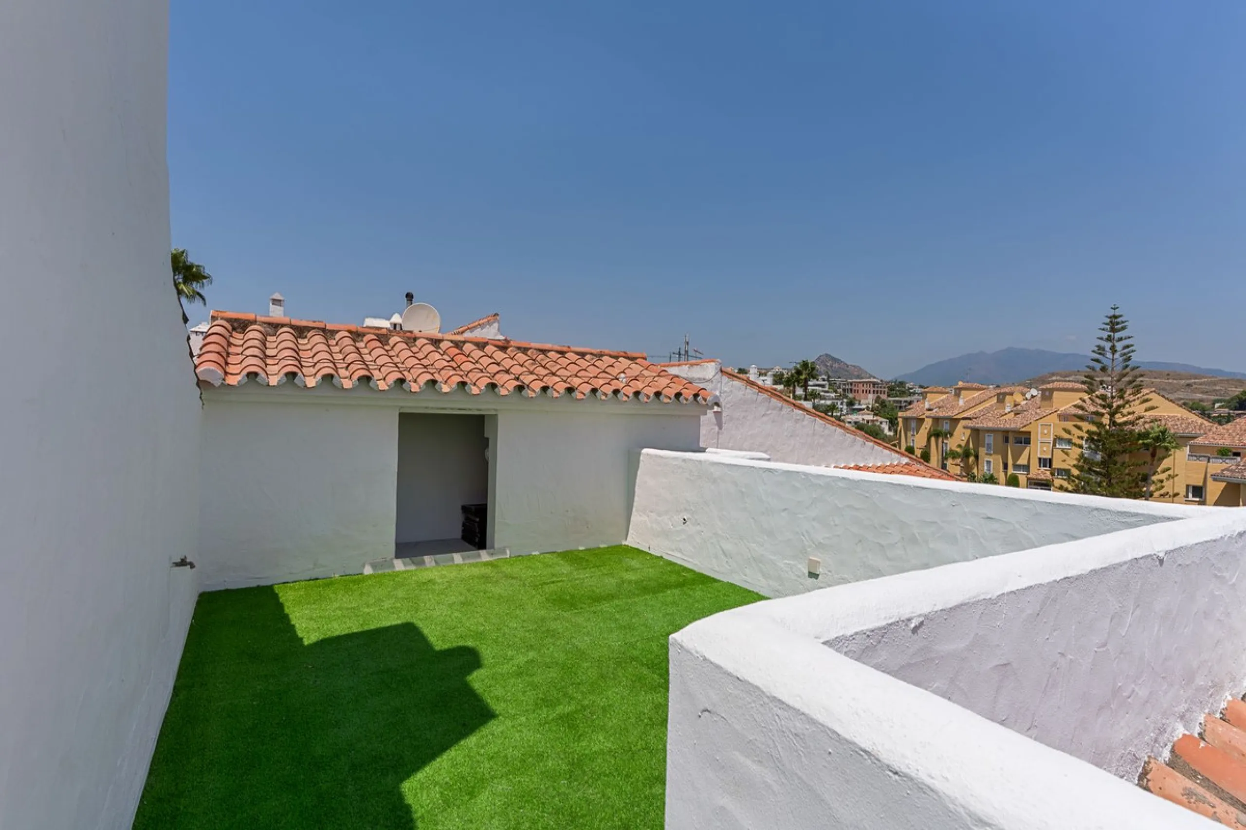 3-Bedroom Penthouse in Bel-Air, Estepona – Totally Refurbished!
