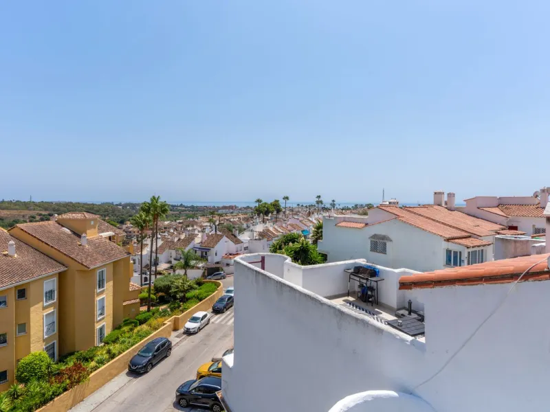 3-Bedroom Penthouse in Bel-Air, Estepona – Totally Refurbished!