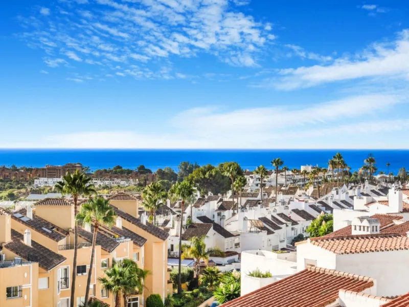 3-Bedroom Penthouse in Bel-Air, Estepona – Totally Refurbished!