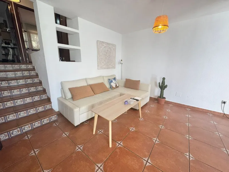 Apartment - Duplex в продаже в Mijas, Málaga. В доме 2 спален и 1 ванных комнат. Площадь дома 88 м²