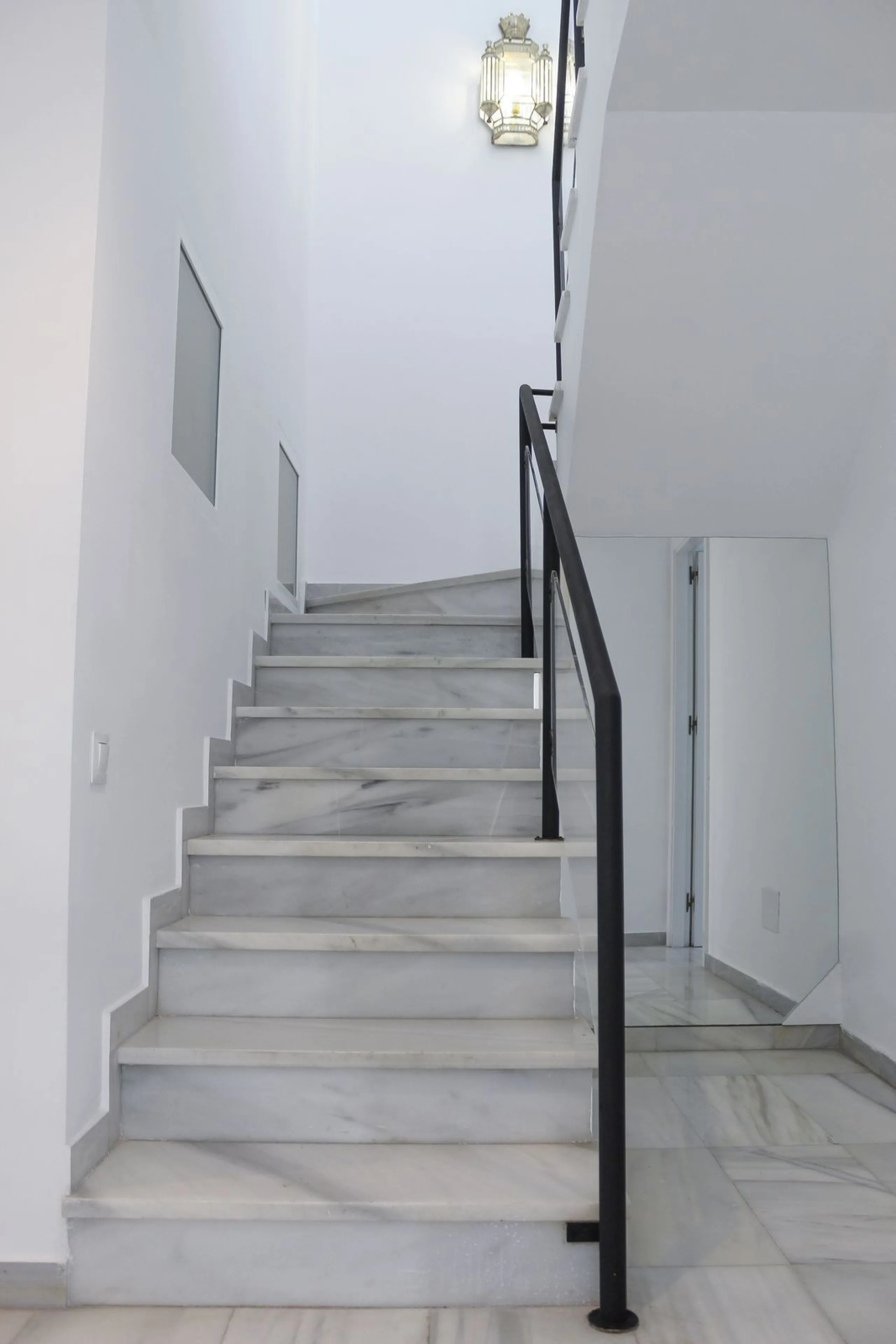 Very exclusive duplex penthouse, South facing, consisting in 3 bedrooms, 2 bathrooms, fully fitted kitchen and large lounge and dining area with access to a very nice terrace overlooking the fantastic gardens and pool area of the complex. On the upper flo
