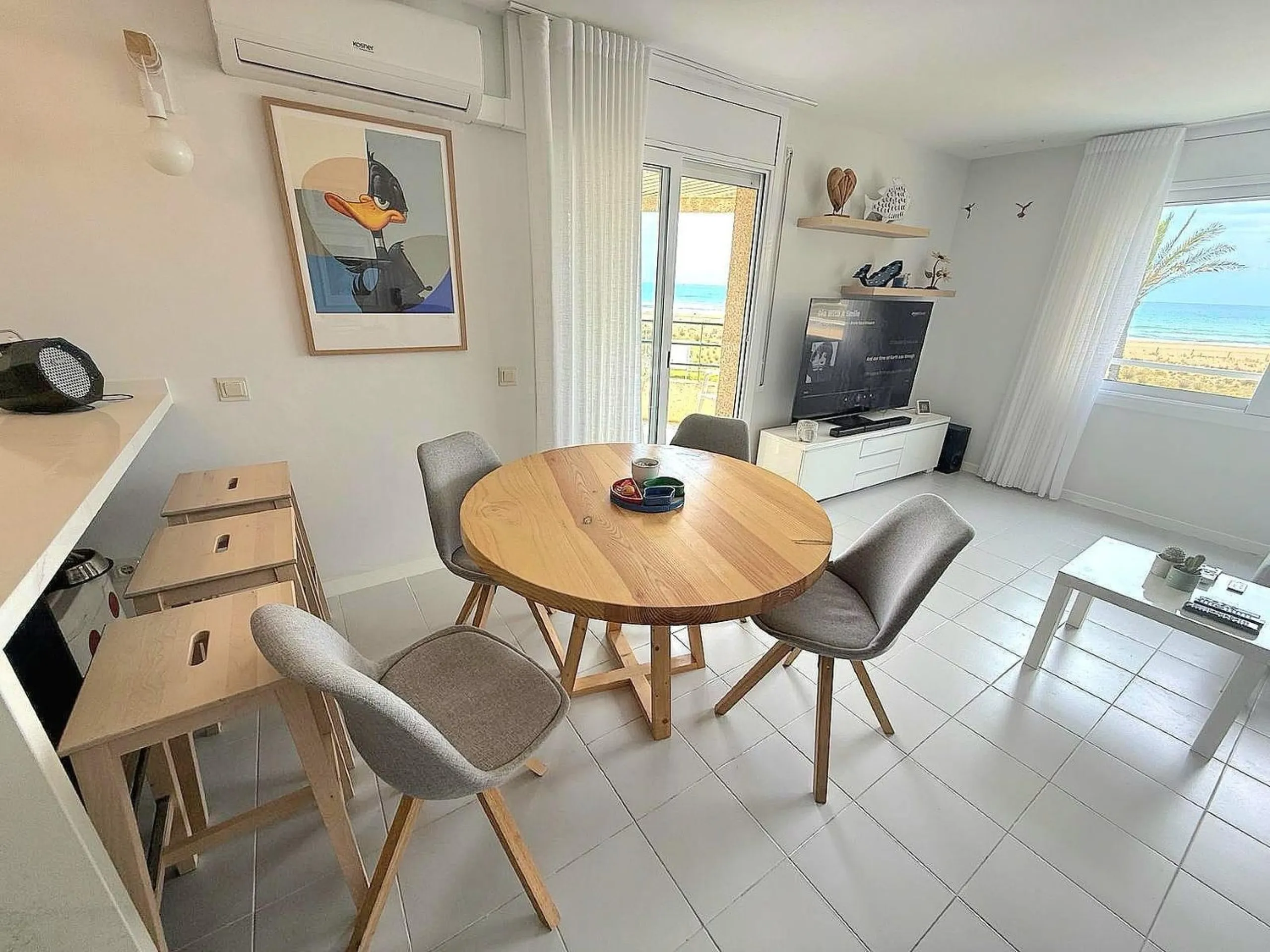 Exclusivo apartamento reformado en primera línea de mar en Calafell