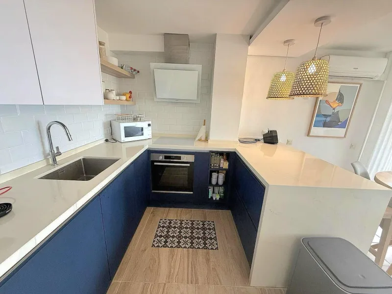 Exclusivo apartamento reformado en primera línea de mar en Calafell