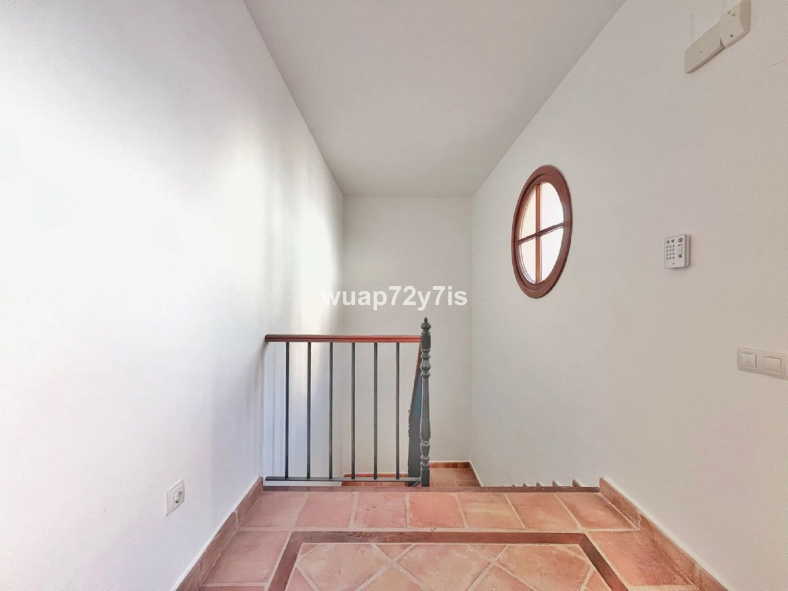 Elegant Corner Townhouse in La Heredia de Monte Mayor — Uninterrupted Sea Views & Complete Privacy
