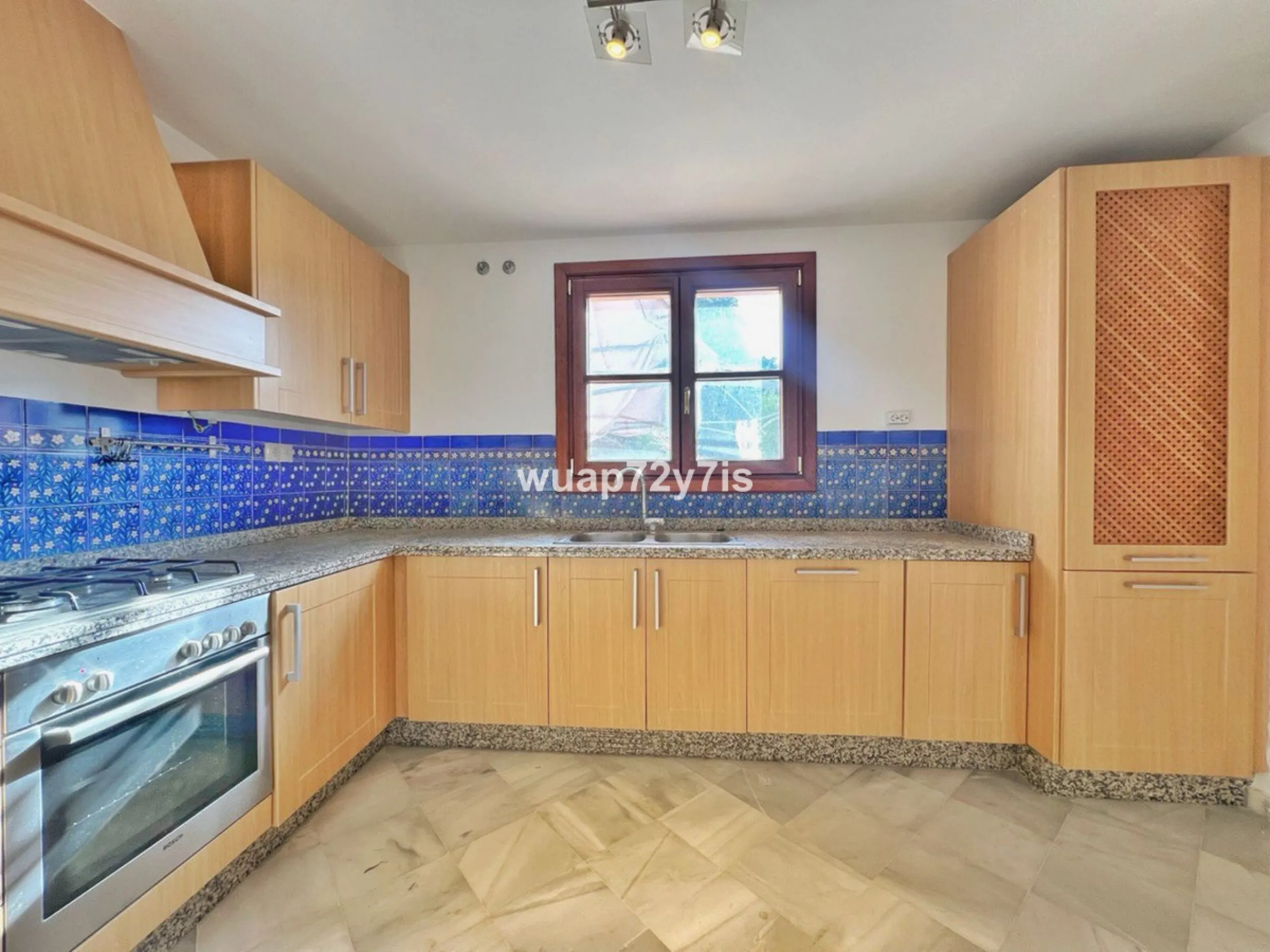 Elegant Corner Townhouse in La Heredia de Monte Mayor — Uninterrupted Sea Views & Complete Privacy