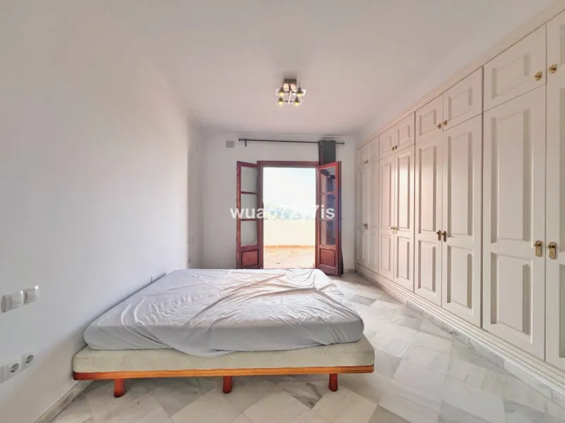 Elegant Corner Townhouse in La Heredia de Monte Mayor — Uninterrupted Sea Views & Complete Privacy