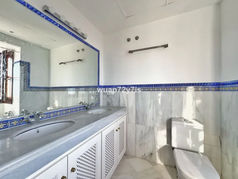 Elegant Corner Townhouse in La Heredia de Monte Mayor — Uninterrupted Sea Views & Complete Privacy