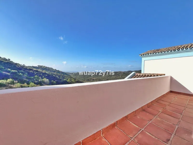 Elegant Corner Townhouse in La Heredia de Monte Mayor — Uninterrupted Sea Views & Complete Privacy
