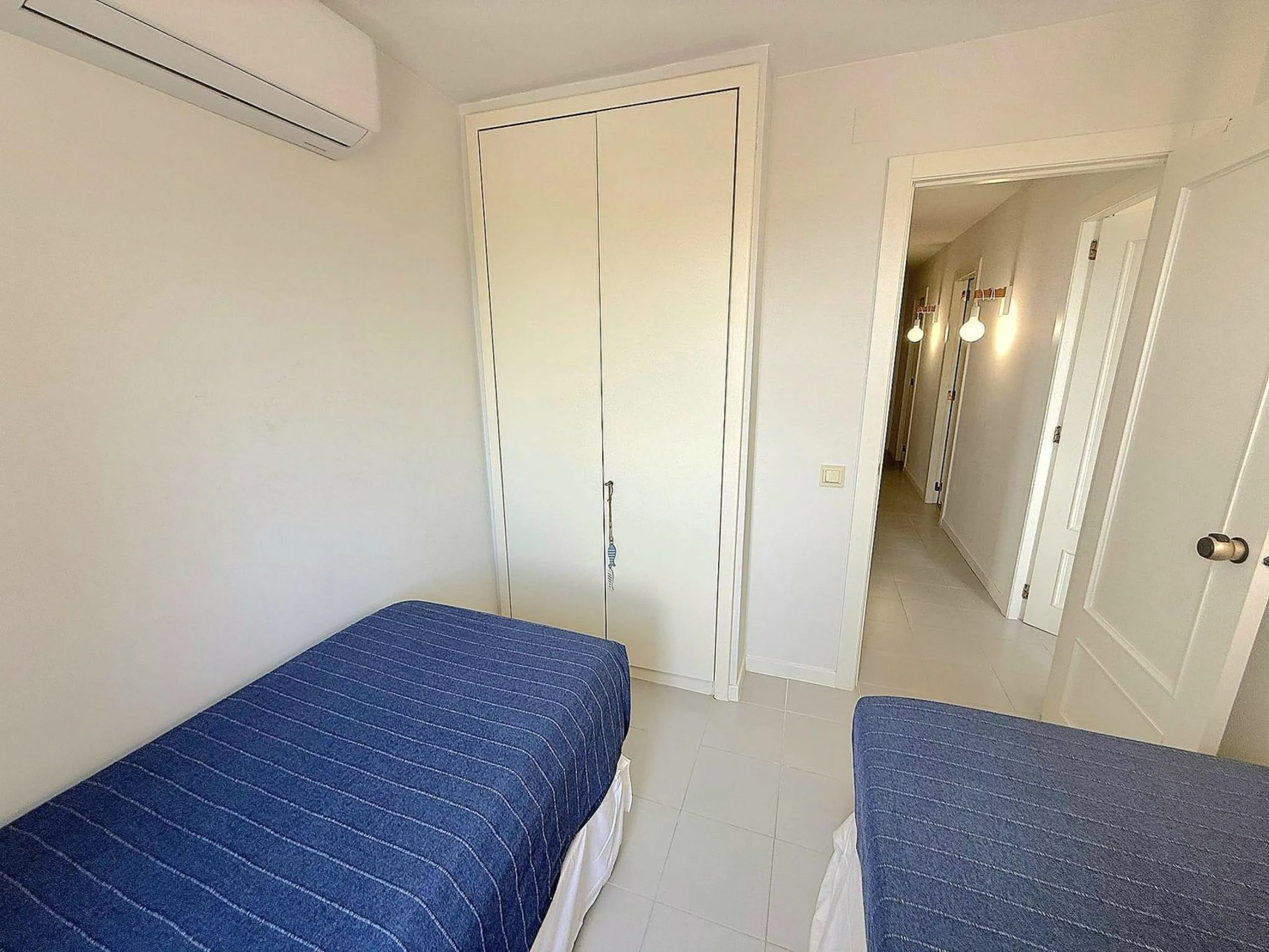 Exclusivo apartamento reformado en primera línea de mar en Calafell