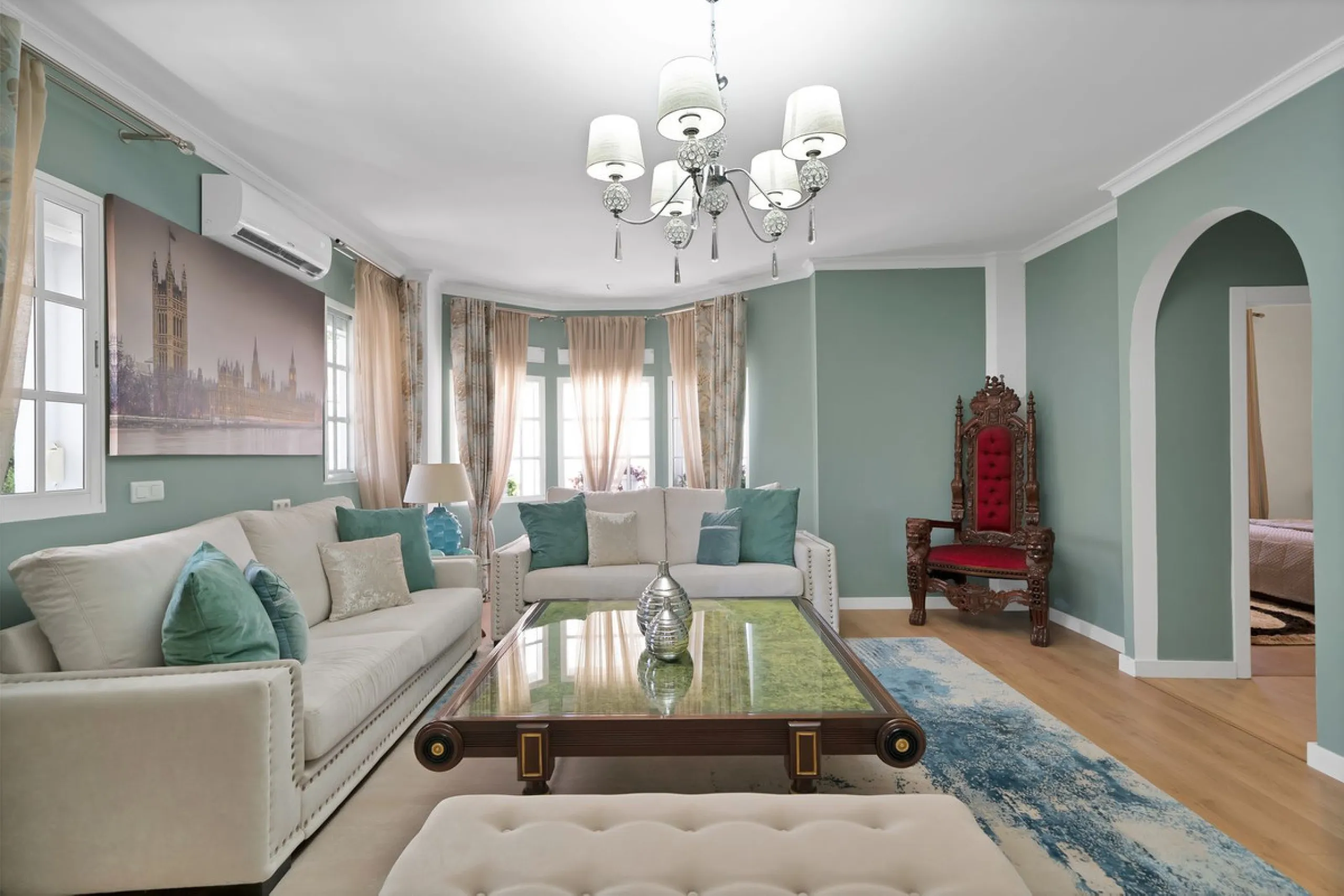 Located in the peaceful and sought-after area of Buenas Noches, just 2 minutes from the beach, this stunning property has been fully renovated using high-quality materials and refined contemporary design. Ideal as a family home or a second residence, it o