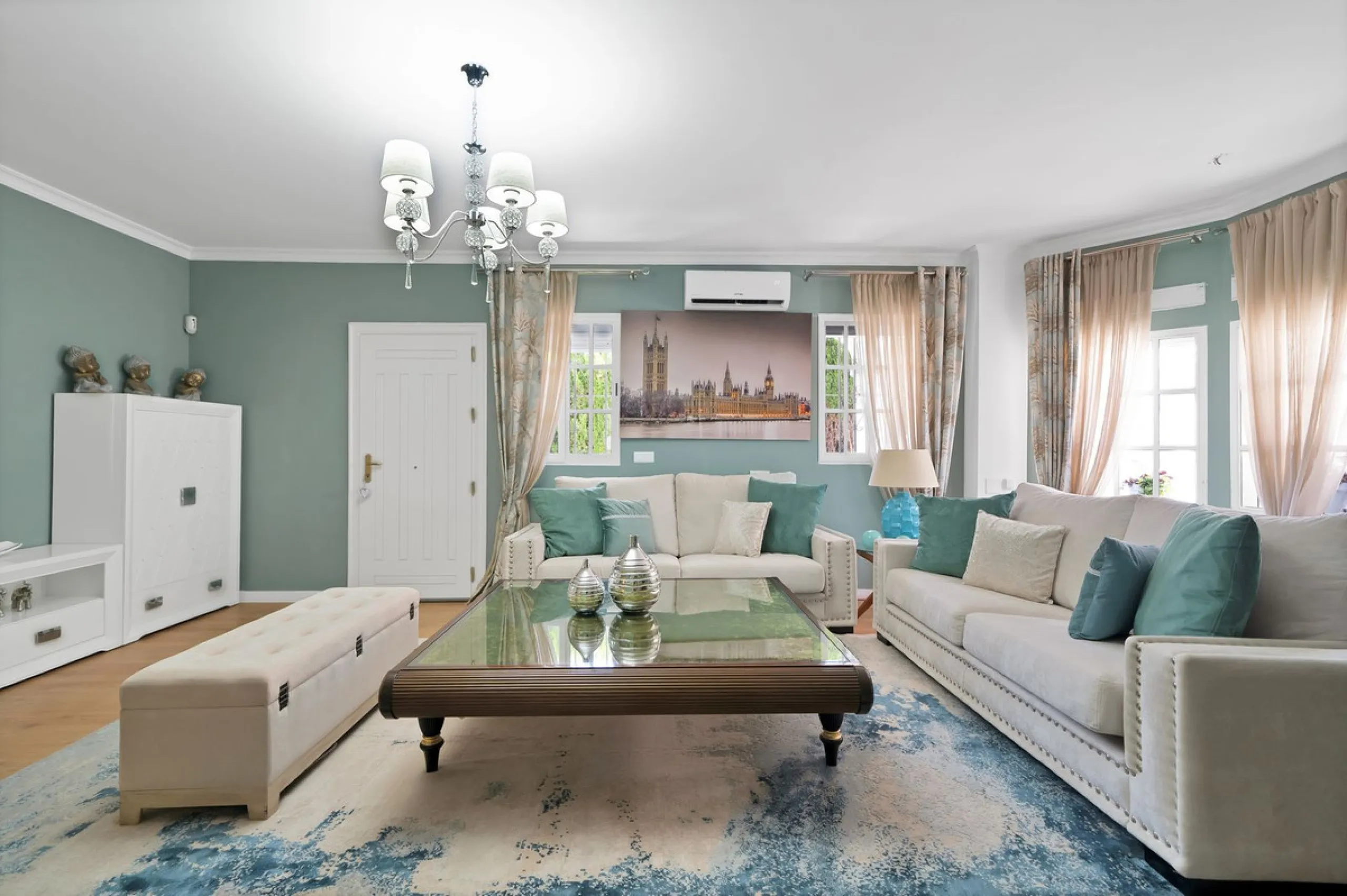 Located in the peaceful and sought-after area of Buenas Noches, just 2 minutes from the beach, this stunning property has been fully renovated using high-quality materials and refined contemporary design. Ideal as a family home or a second residence, it o