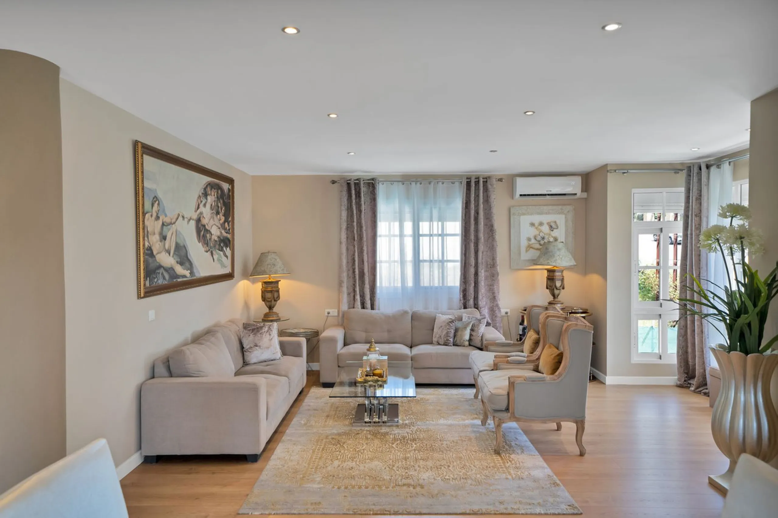 Located in the peaceful and sought-after area of Buenas Noches, just 2 minutes from the beach, this stunning property has been fully renovated using high-quality materials and refined contemporary design. Ideal as a family home or a second residence, it o