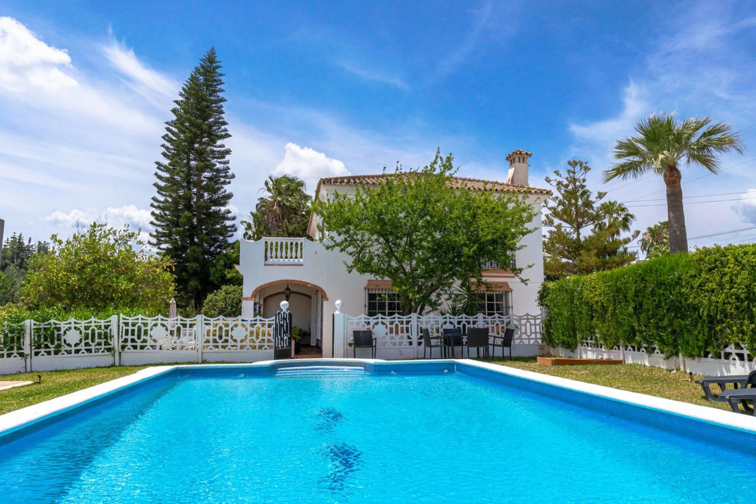 Stunning Rural Finca Retreat in Alhaurín de la Torre: A Slice of Andalusian Paradise