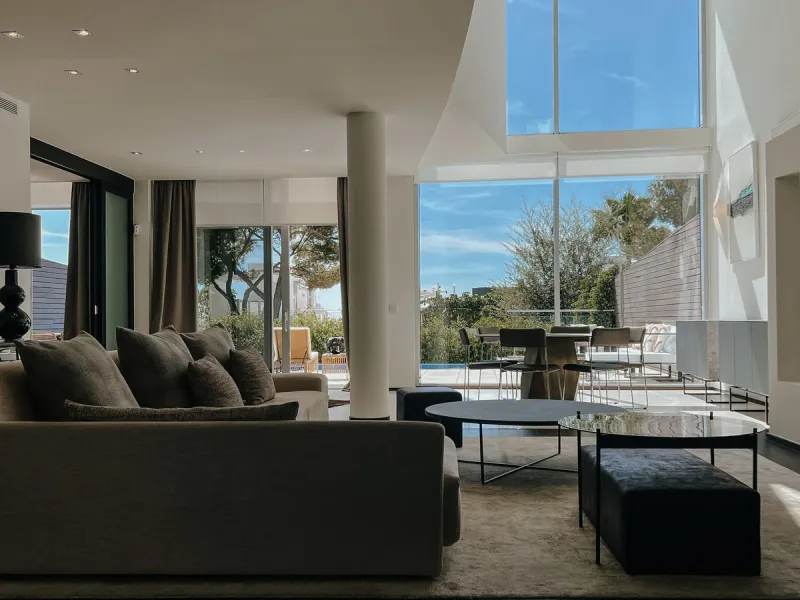 House - Townhouse в продаже в Marbella, Málaga. В доме 3 спален и 4 ванных комнат. Площадь дома 480 м²