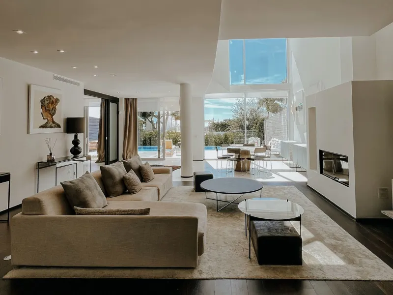 House - Townhouse в продаже в Marbella, Málaga. В доме 3 спален и 4 ванных комнат. Площадь дома 480 м²